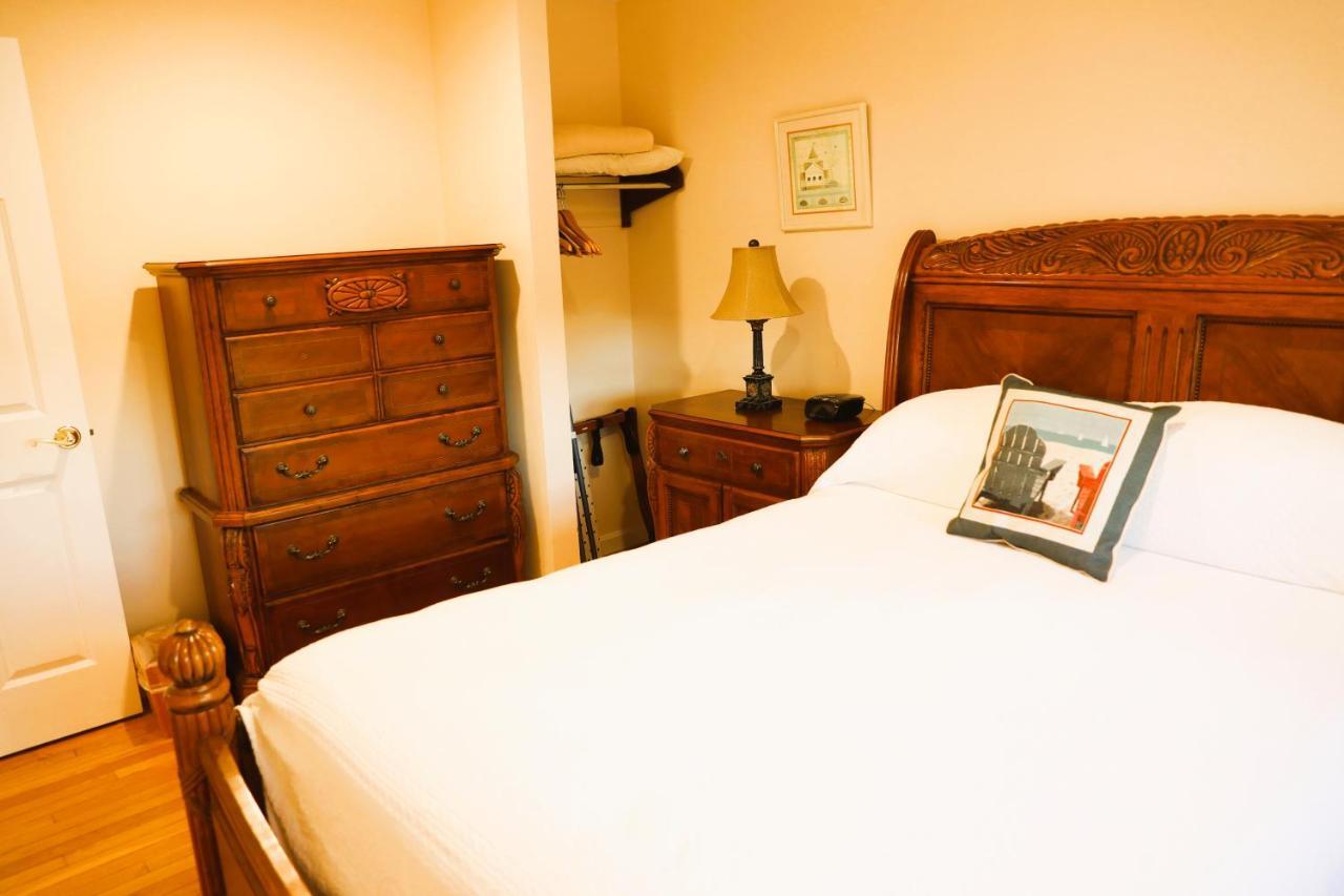 By The Sea Guests Bed & Breakfast And Suites Dennisport Værelse billede
