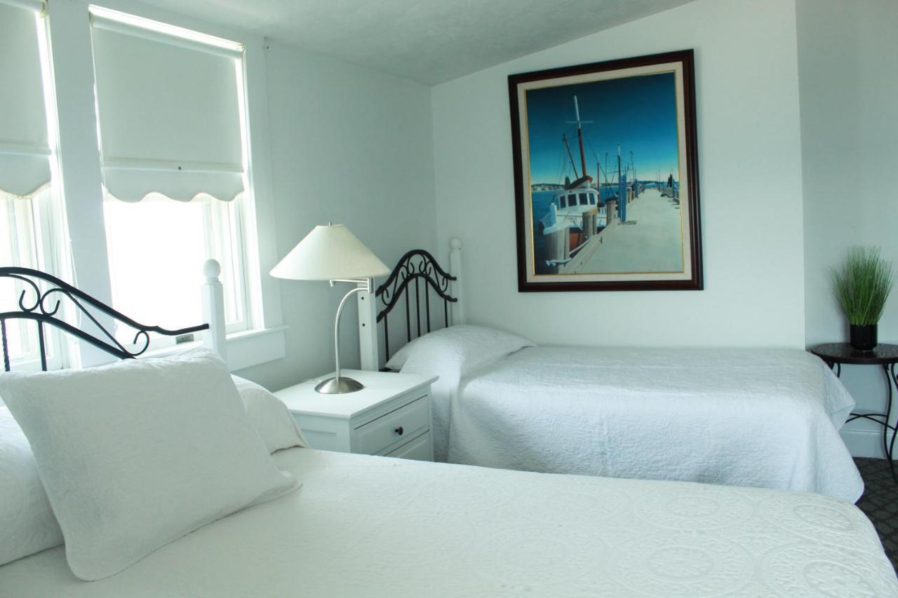 By The Sea Guests Bed & Breakfast And Suites Dennisport Eksteriør billede