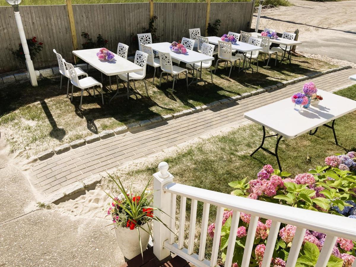 By The Sea Guests Bed & Breakfast And Suites Dennisport Eksteriør billede